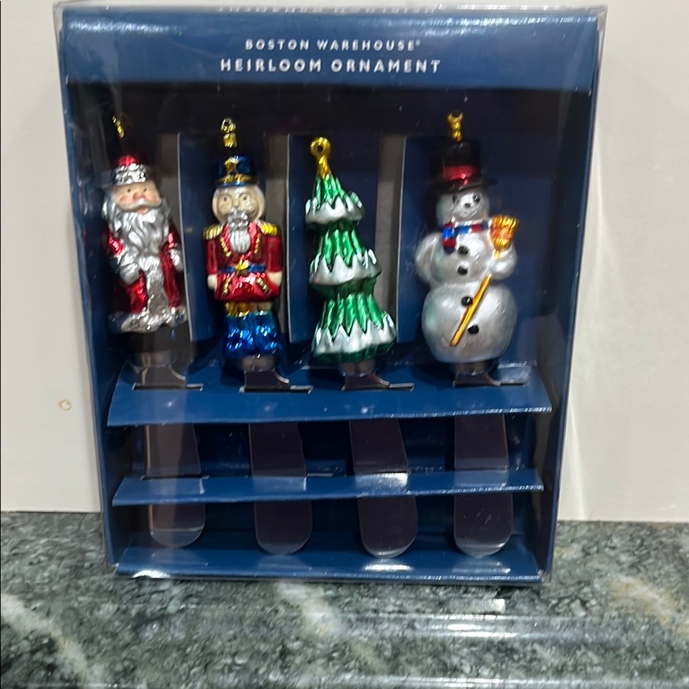 Boston Warehouse Red and Blue Holiday mini knife  Set